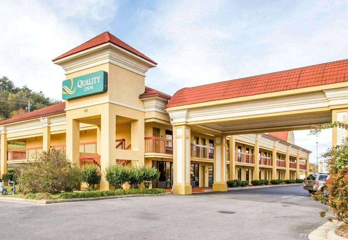 Quality Inn Dalton Central hotel hero