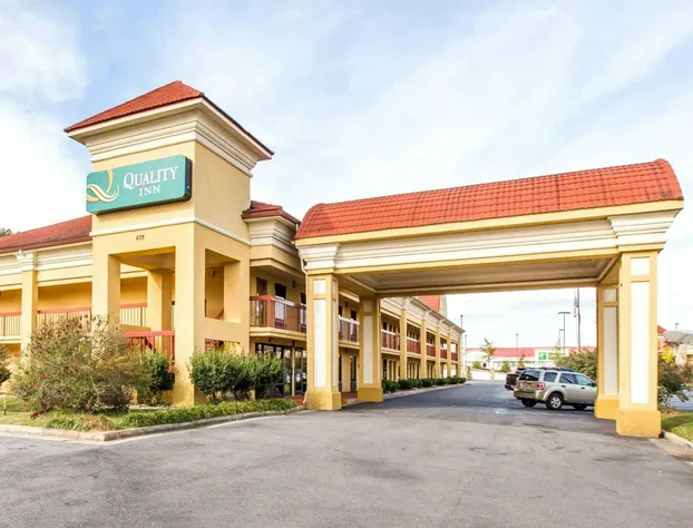 Quality Inn Dalton Central hotel detail image 1