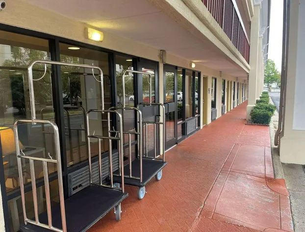 Quality Inn Dalton Central hotel detail image 4