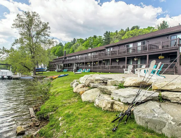 The Black Swan Lee - Lenox, an Ascend Collection Hotel hotel detail image 2