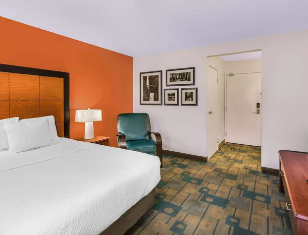 Baymont by Wyndham Meridian hotel detail image 3