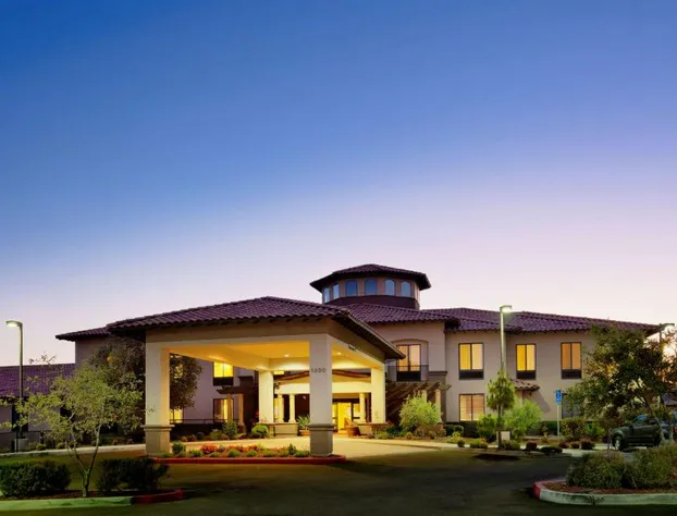 Hampton Inn & Suites Arroyo Grande/Pismo Beach Area, CA hotel detail image 1