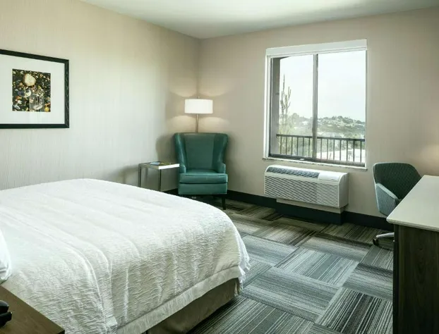 Hampton Inn & Suites Arroyo Grande/Pismo Beach Area, CA hotel detail image 3