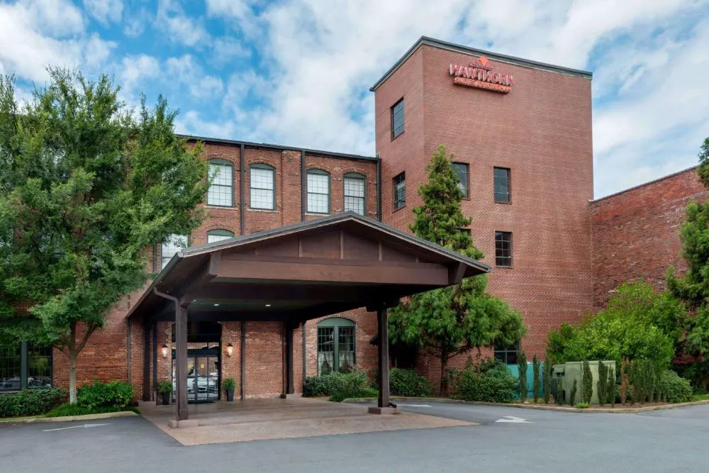 Hawthorn Extended Stay by Wyndham Rome hotel hero