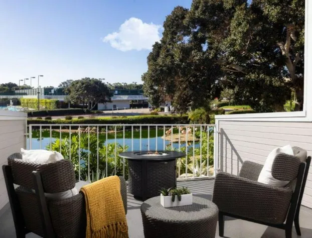 Coronado Island Marriott Resort & Spa hotel detail image 2