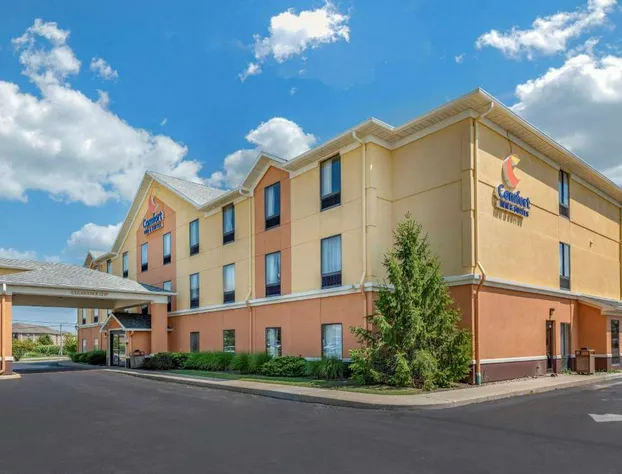 Comfort Inn & Suites Muncie Near University hotel detail image 1