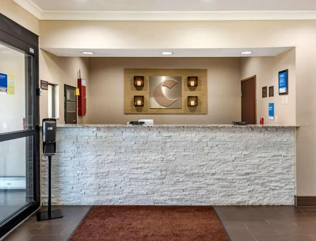 Comfort Inn & Suites Muncie Near University hotel detail image 2