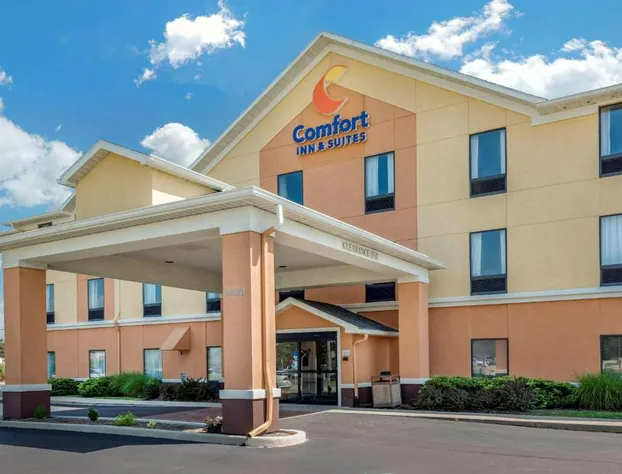 Comfort Inn & Suites Muncie Near University hotel detail image 1