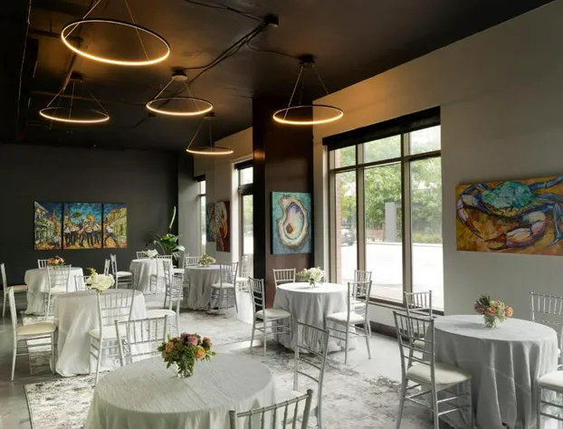 New Orleans Marriott Warehouse Arts District hotel detail image 3