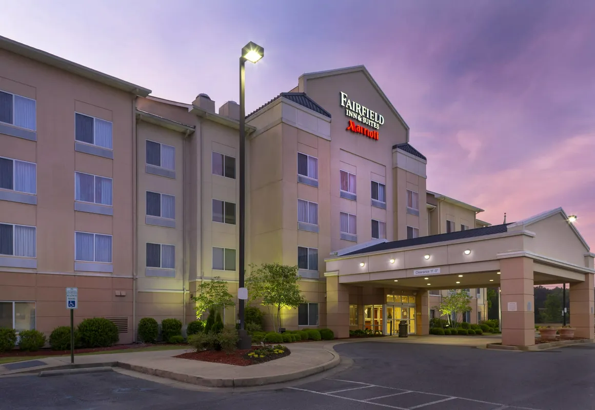 Fairfield Inn & Suites by Marriott Gadsden hotel hero