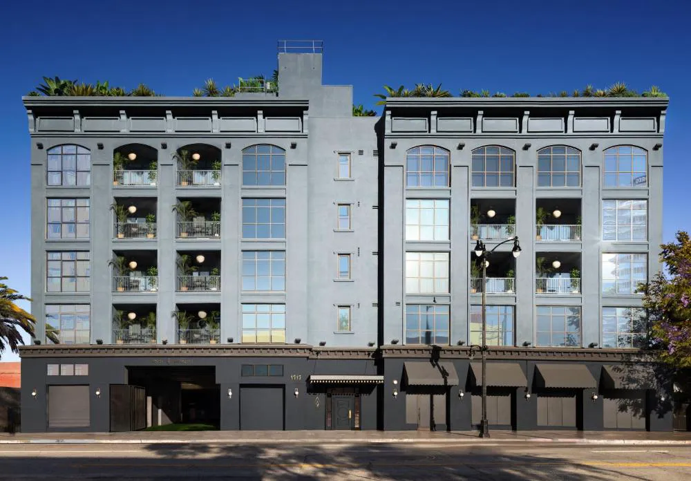 The Aster hotel hero