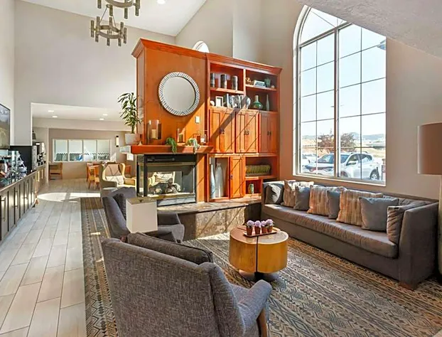 BEST WESTERN Holiday Hills hotel detail image 2