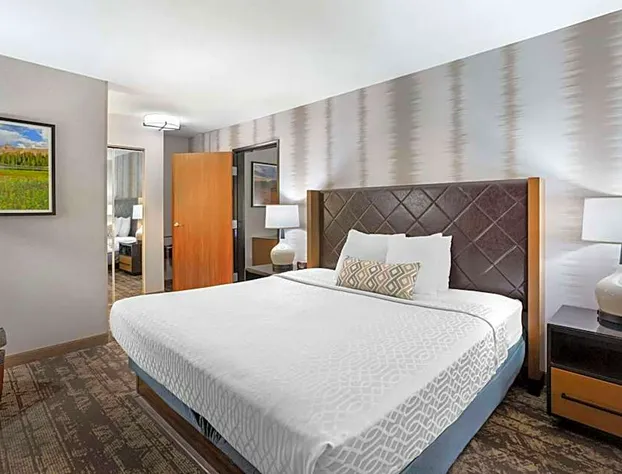 BEST WESTERN Holiday Hills hotel detail image 4