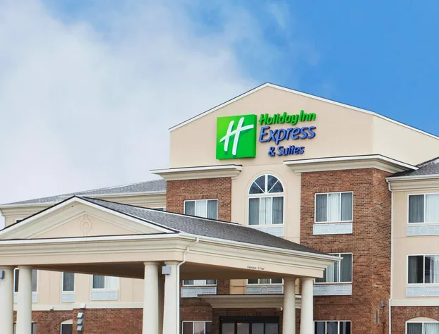 Holiday Inn Express & Suites Mattoon by IHG hotel detail image 1