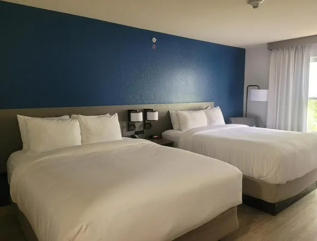 Comfort Inn & Suites Dothan Northside Plaza hotel detail image 2