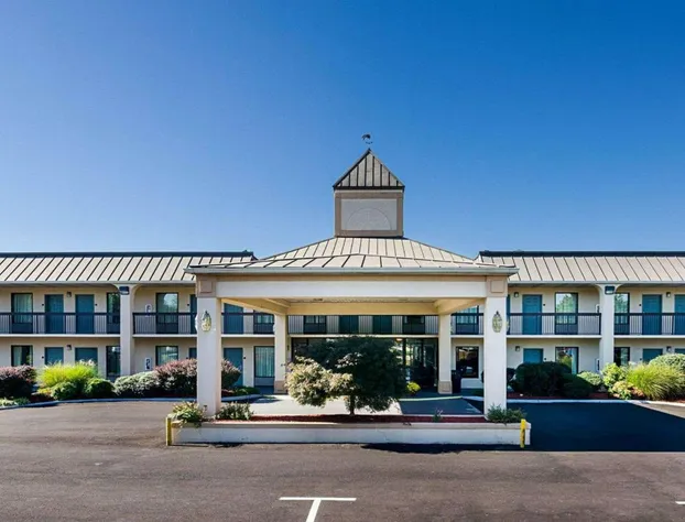 Quality Inn Troutville - Roanoke North hotel detail image 2