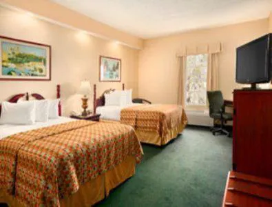 Baymont by Wyndham Lakeland hotel detail image 4