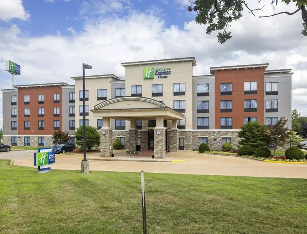 Holiday Inn Express Hotel & Suites FESTUS - SOUTH ST. LOUIS by IHG hotel detail image 1