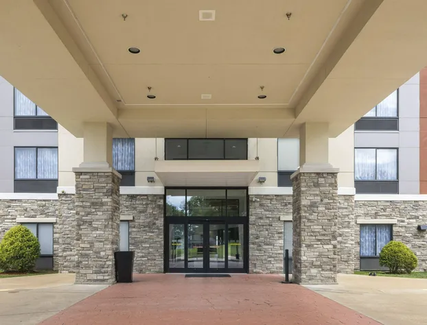 Holiday Inn Express Hotel & Suites FESTUS - SOUTH ST. LOUIS by IHG hotel detail image 3