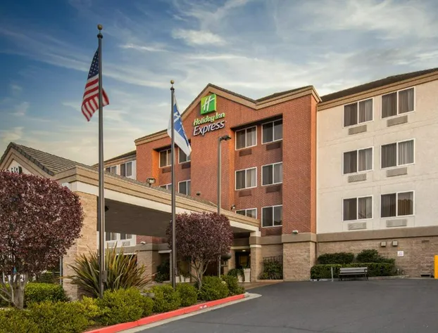 Holiday Inn Express Castro Valley - I-580 by IHG hotel detail image 4