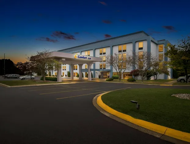 Comfort Inn Cadillac hotel detail image 3