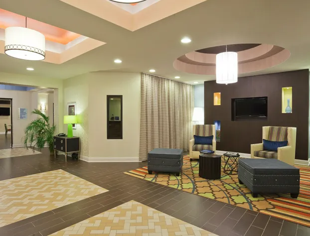 Holiday Inn Express Hotel & Suites Fulton by IHG hotel detail image 4