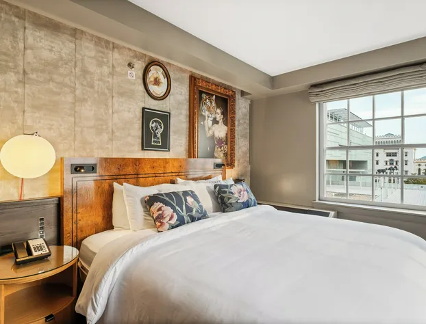 Hotel Indigo Baton Rouge Downtown by IHG hotel detail image 4