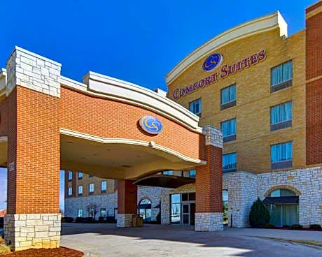 Comfort Suites Frisco hotel detail image 3