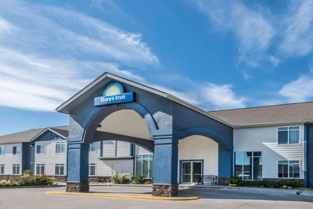 Days Inn by Wyndham Great Falls hotel hero