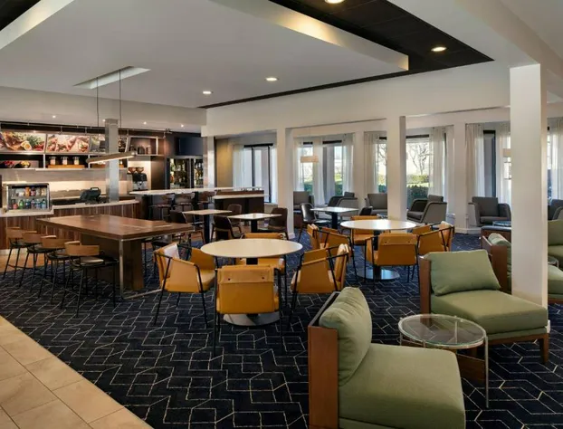 Courtyard by Marriott Bakersfield hotel detail image 4