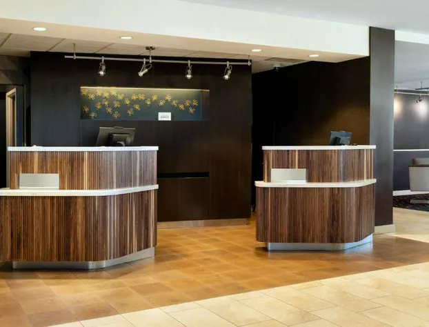 Courtyard by Marriott Bakersfield hotel detail image 3