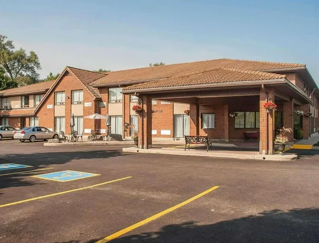 Comfort Inn Orillia hotel detail image 1