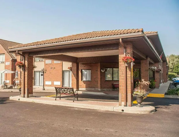 Comfort Inn Orillia hotel detail image 2