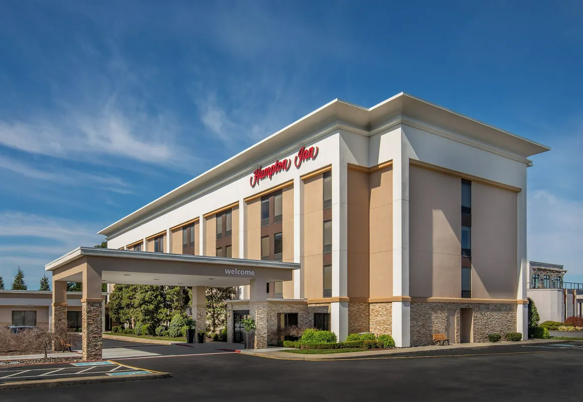 Hampton Inn Rehoboth Beach hotel hero