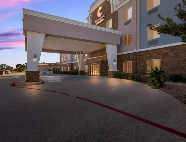 Comfort Suites Bastrop hotel detail image 3