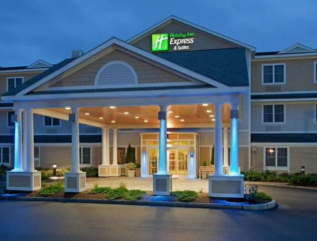 Holiday Inn Express Hotel & Suites Rochester by IHG hotel detail image 2