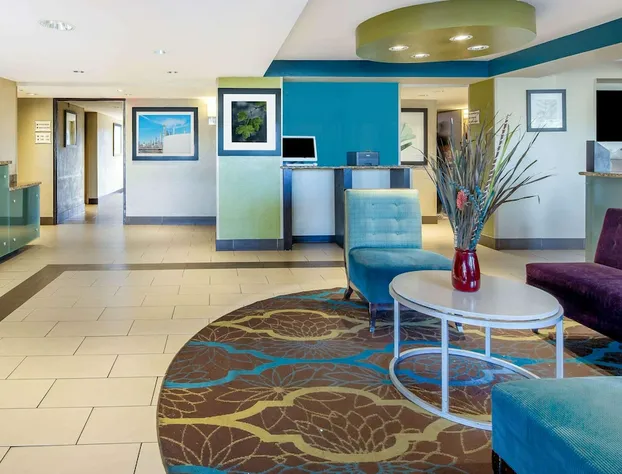 Oakland Airport Arena Hotel hotel detail image 1