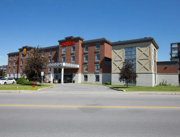Super 8 by Wyndham Lachenaie/Terrebonne hotel detail image 4