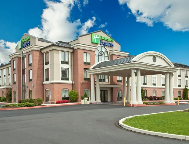Holiday Inn Express & Suites Quakertown - Allentown Area by IHG hotel detail image 2