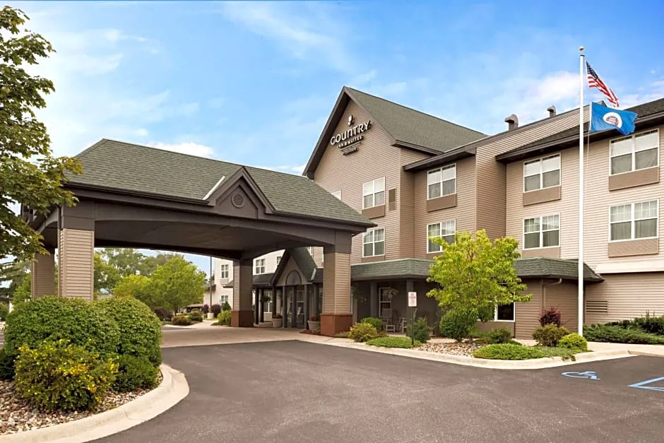 Country Inn & Suites by Radisson, St. Cloud East, MN hotel hero