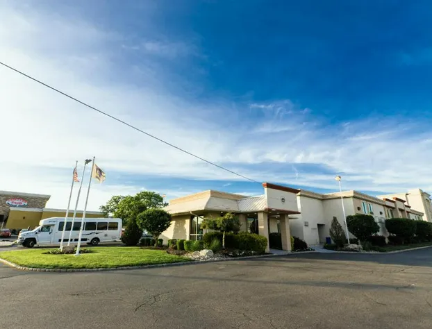 The Garden Executive Hotel hotel detail image 4