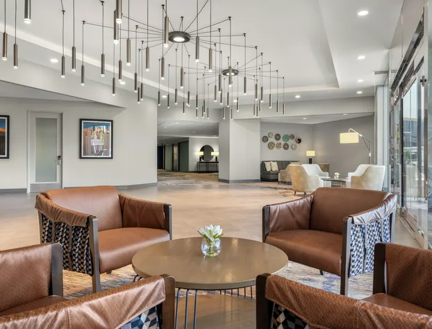 DoubleTree by Hilton Phoenix Midtown hotel detail image 1