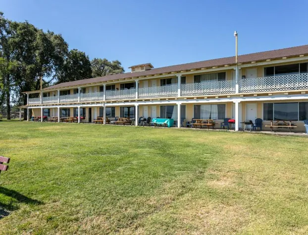 Skylark Shores Resort hotel detail image 2