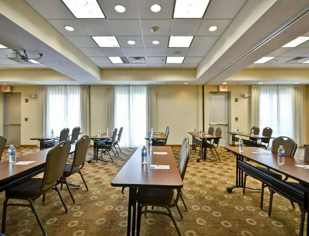 Hyatt Place Chicago/Naperville/Warrenville hotel detail image 1