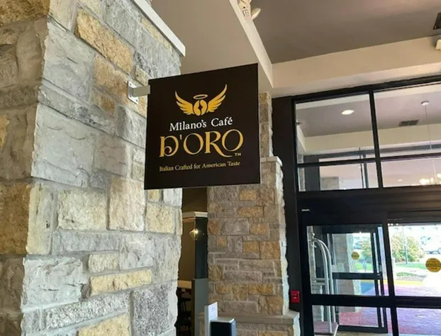 Crowne Plaza Milwaukee Airport by IHG hotel detail image 3