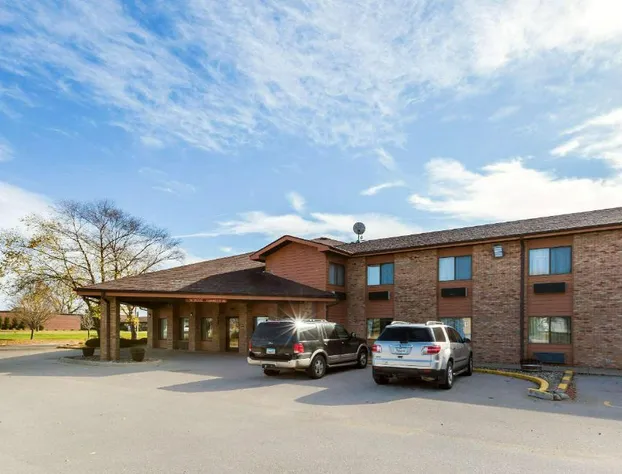 Quality Inn - Storm Lake hotel detail image 2