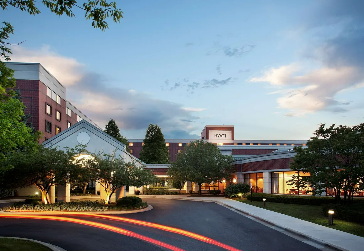 Hyatt Regency Deerfield hotel hero