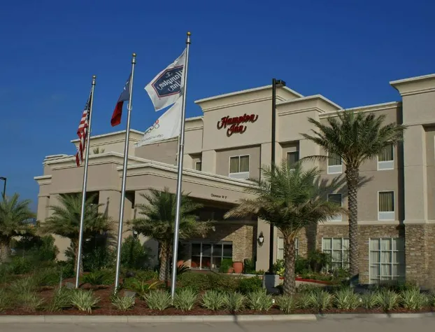 Hampton Inn Orange hotel detail image 2