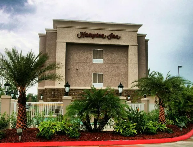 Hampton Inn Orange hotel detail image 1