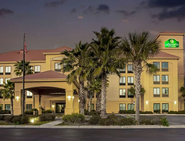 La Quinta Inn & Suites by Wyndham PCB Pier Park area hotel detail image 1